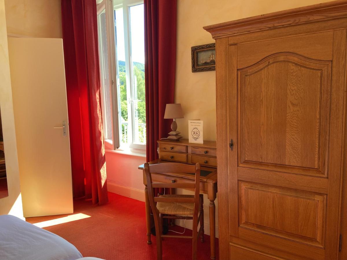 Hotel Beauséjour Vic-sur-Cère Esterno foto