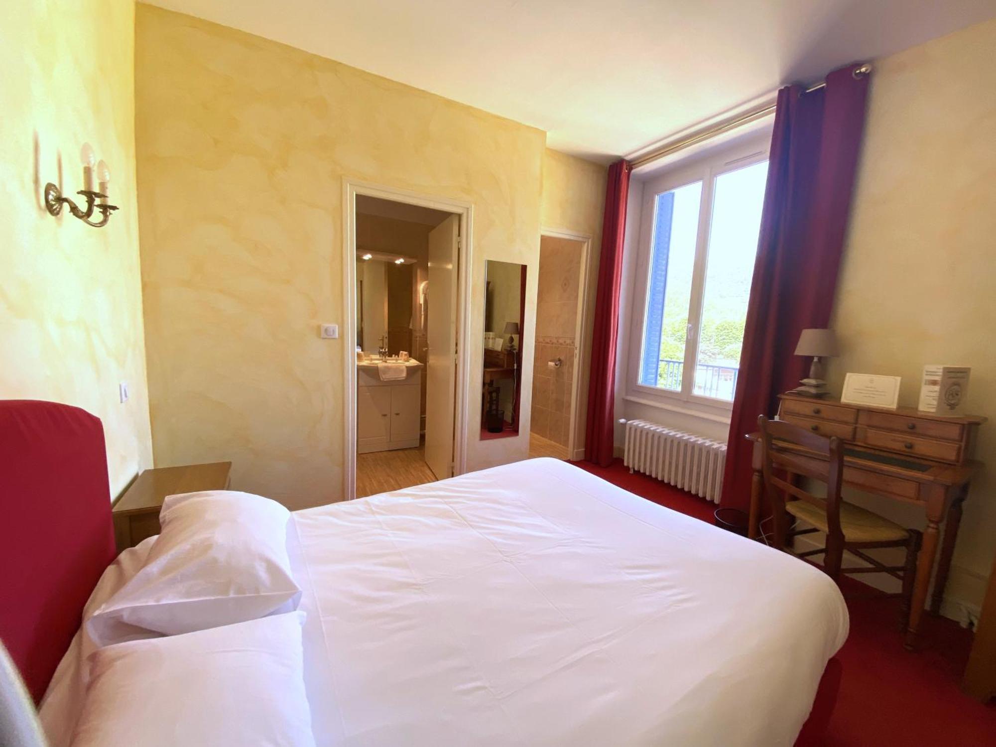 Hotel Beauséjour Vic-sur-Cère Camera foto
